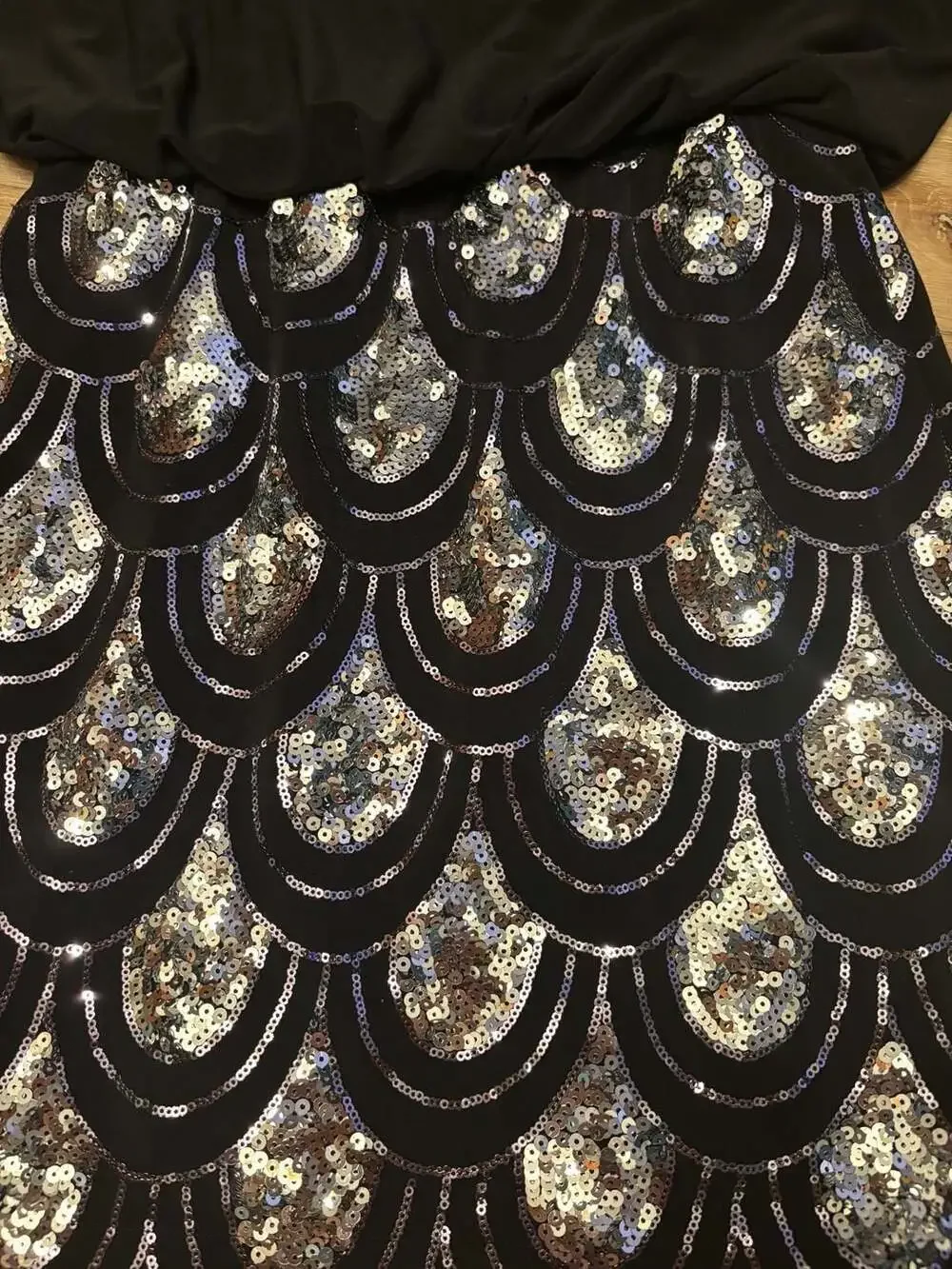 B. Darlin Black Blouson Sleeveless Scalloped Sequin Cocktail Dress